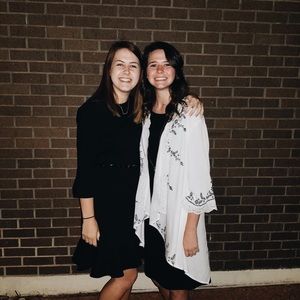 Meet your Posher, Abby